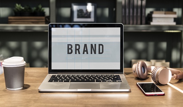 Notebook, Brand, reklama.jpg